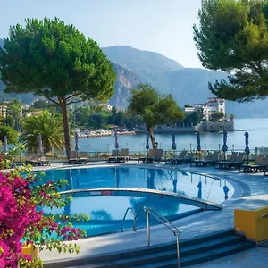 *** Hotel Bleues Delcloy France