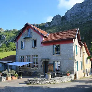 Inn Gite D'etape De, Roquefixade